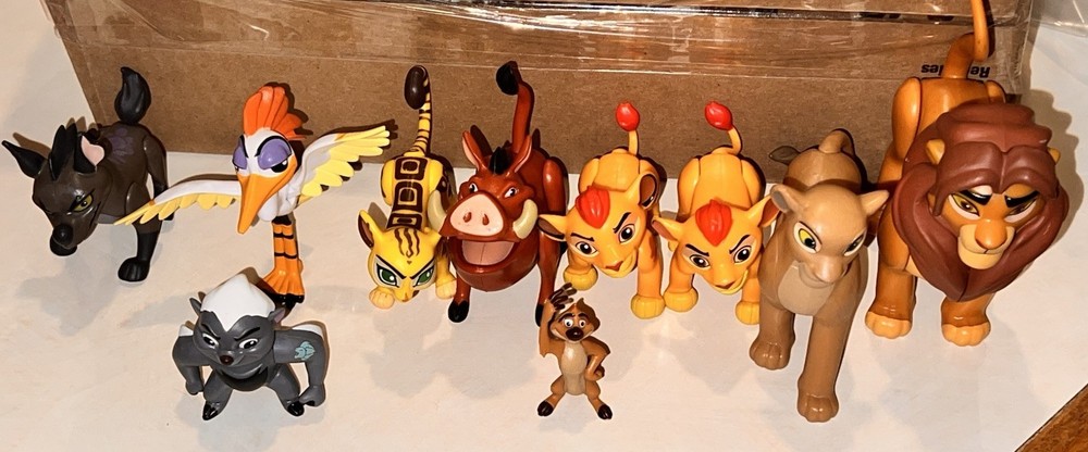 Disney Lion Guard Lion King Action Figure Lot (11)