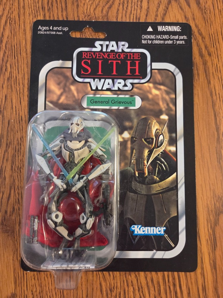 2010 Hasbro Star Wars Vintage Collection Action Figure VC 17 General Grievous