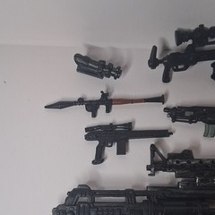 Rifles, pistols, weapons different Scale 1:12 1:6 Mixed Lot