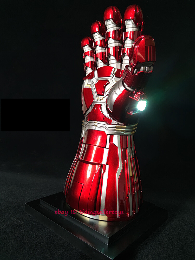 The Avenger Hulk Infinity Gauntlet Wearable 1/1 Life Size iron Man Cosplay LED