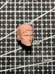 1/12 1/4 1/6 1/18 Unpainted Hush Man Bruce Wayne Head Carved Model Toys