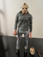 100% Authentic NECA FRIDAY THE 13TH ULTIMATE PART 3 3D JASON VOORHEES FIGURE