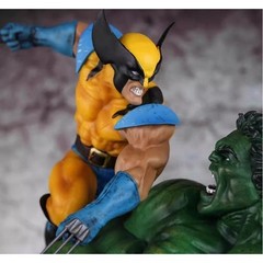 US STOCK Hulk VS. Wolverine 13” Figure Statue Model Toy Collection Gift PVC New