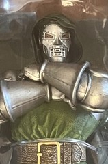 McFarlane Toys DOCTOR DR VICTOR VON DOOM Marvel MIB W/Comic Book Mike Deodato