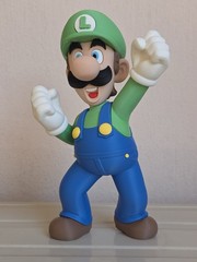 3D Printed Luigi Figure 9.1in – PLA Collectible – Super Mario Gaming Decor