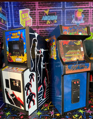 Mini Arcades 1/12 scale (Retro)