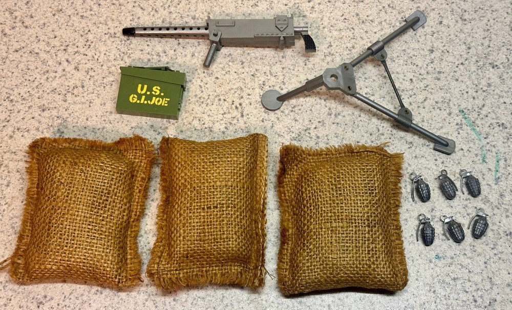 1964 Hasbro Gi Joe Army Soldier .50 Caliber Machine Gun Set Sandbags Ammo Box