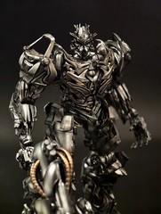 Decepticon Trooper Grunt DMK Scale 16cm Resin Model