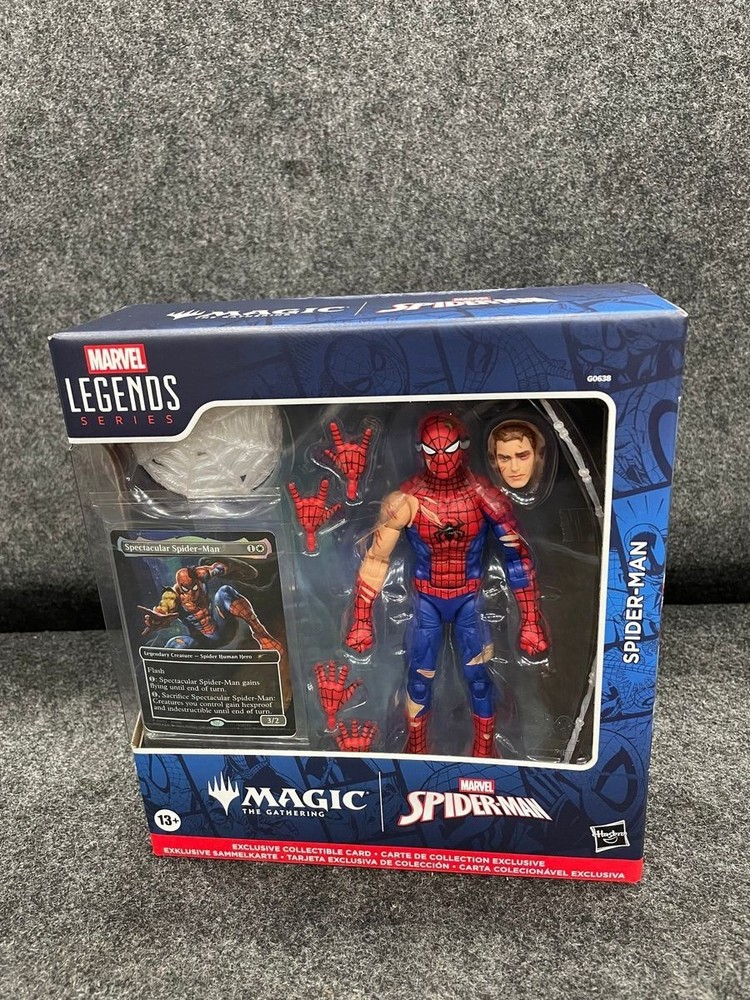 HASBRO Marvel Legends Magic The Gathering Battle Damaged Spider-Man Figure
