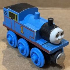 NICE!!! THOMAS 1st Edition Wooden Railway V1 Staples Skinny Stack 1992 & Friends