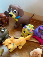 Mixed Lot of Cute Plastic Rubber TV Movie & Not Puppy Dog Figures Animals –