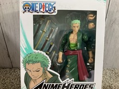 One Piece – Roronoa Zoro Anime Heroes Figure