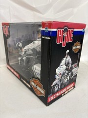 2001 HASBRO 12″ GI JOE ELECTRA GLIDE #3 IN THE HARLEY-DAVIDSON SERIES NEW IN BOX