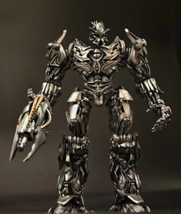 Decepticon Trooper Grunt DMK Scale 16cm Resin Model