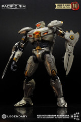 Empire Sky 1/35 Gipsy Danger Crimson Typhoon Cherno Alpha Striker Eureka DX Kit