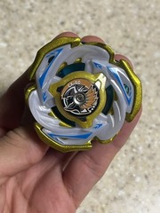 Beyblade X – Valkyrie Volt – Metal on Lock Chip – CX-00