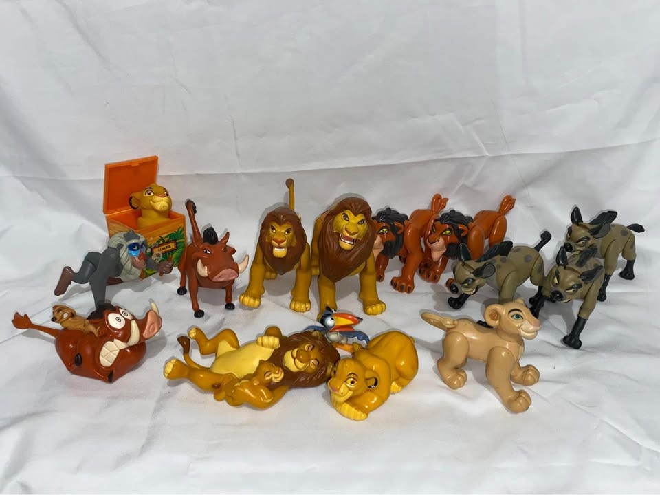 Disney The Lion King Action Figure Lot Simba Scar Mufasa Pumbaa Hyenas Mattel