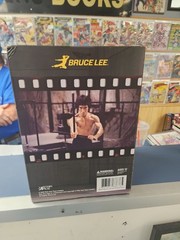 Bruce Lee Kali Sticks Fight 1/6th Scale Statue By Star Ace. Never Opened