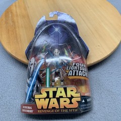 Hasbro Star Wars: Revenge of the Sith General Grievous Four Lightsaber Attack #9