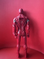 Hasbro Marvel Iron Man Red Plastic Action Figure 2018 2010-2019