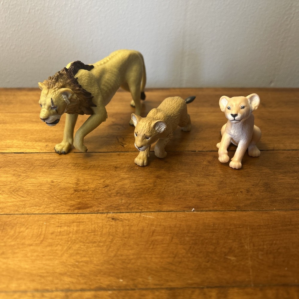 Disney Lion King Just Play Figures Plastic Simba Scar Nala Animal Figurines