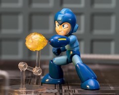 Mega Man 1/12 Scale 6″ Action Figure Toys for Kids and Adults Licensed by Capcom