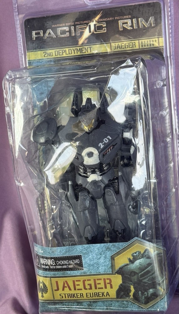 NECA Pacific Rim Striker Eureka Jaeger 7″ Action Figure NIP HTF