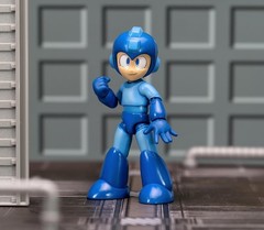 Mega Man 1/12 Scale 6″ Action Figure Toys for Kids and Adults Licensed by Capcom
