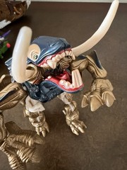 Lot 4 1990’s Transformers Beast Wars Figures Spittor Torca Pieces Parts Vintage