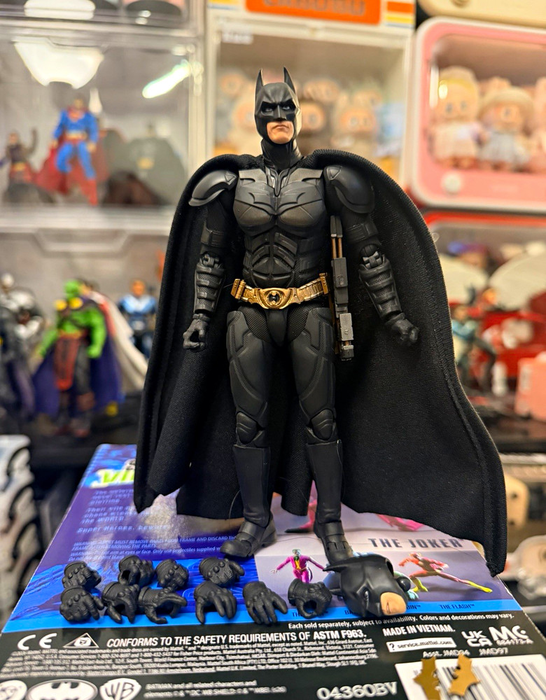S.H.Figuarts Batman – The Dark Knight – Loose, Incomplete. AS IS.