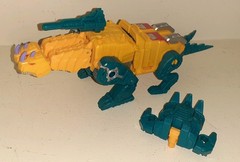 Transformers Power Of The Primes Terrorcons Abominus Complete Set