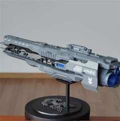 Halo 4 UNSC Resin sci-fi Spaceship Model Resin Spacecraft Figure Handmade Toy