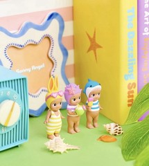 Sonny Angel Summer Vacation Series Sun-Kissed Style (1) Single Blind Box-Sealed