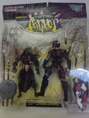 Todd McFarlane 1997 Total Chaos THE CONQUEROR vs DRAGON BLADE Figures Series 1