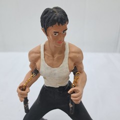 Vintage Rare Kenny International Figurine Bruce Lee W Chinese Symbol Collectible
