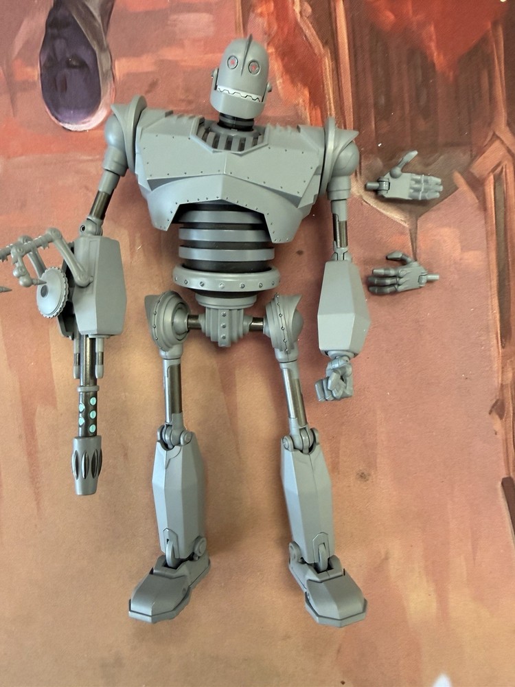 1000 Toys Iron Giant (Battle Mode) Die-Cast Metal Action Figure Loose