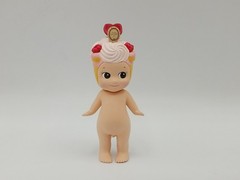 Sonny Angel Laduree 2011 Laduree Patisserie Series Saint Honore Rose Framboise