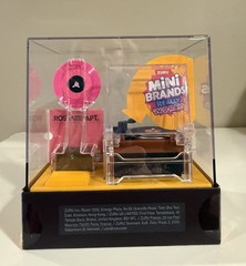 Zuru Mini Brands Really Works Vinyl Playset Series 1 – In Hand