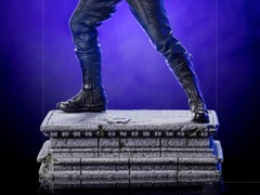 IRON STUDIOS Bucky Barnes 1/10 Scale 8.8 in (H) Statue Model Figure