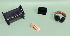 ~ Zuru ~ Mini Brands ~ Really works ~ Albums ~ Accessories & Mini Player ~