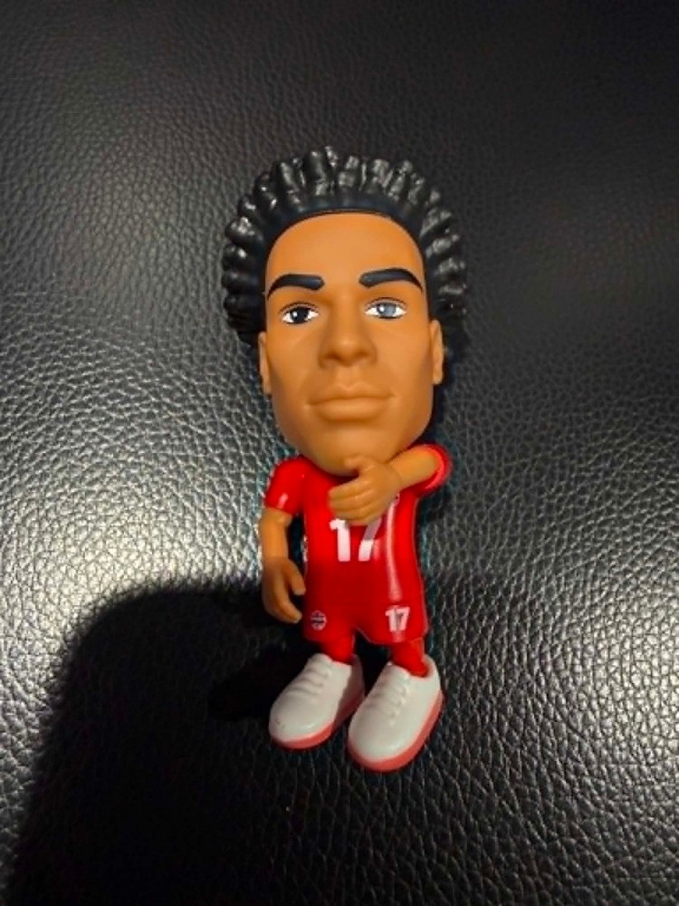 ZURU FIFA World Cup 2026 Ballers Tajon Buchanan Canada #17 Figure Loose