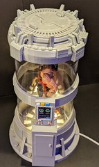 Weapon X Wolverine CRYO CHAMBER for Marvel Legends WITH LED LIGHTING