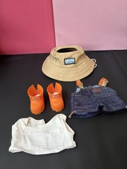 Giant Fall Into Wild Labubu With Clothes And Box