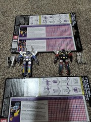 Walmart reissue Transformers G1 Soundwave Figure Broken Door Cassette Lot