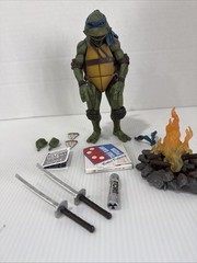 NECA Teenage Mutant Ninja Turtles 1990 Movie ULTIMATE LEONARDO 35th Anniversary