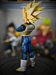 VF In stock 33cm Dragon Ball Z SSJ3 Vegeta Model Super Saiyan 3 Vegeta Action Fi