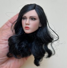 1/6 Female Head Sculpt Curly Black Hair For 12″ PHICEN Hot Toys TBLeague Figure