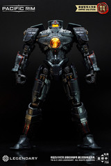 Empire Sky 1/35 Gipsy Danger Crimson Typhoon Cherno Alpha Striker Eureka DX Kit