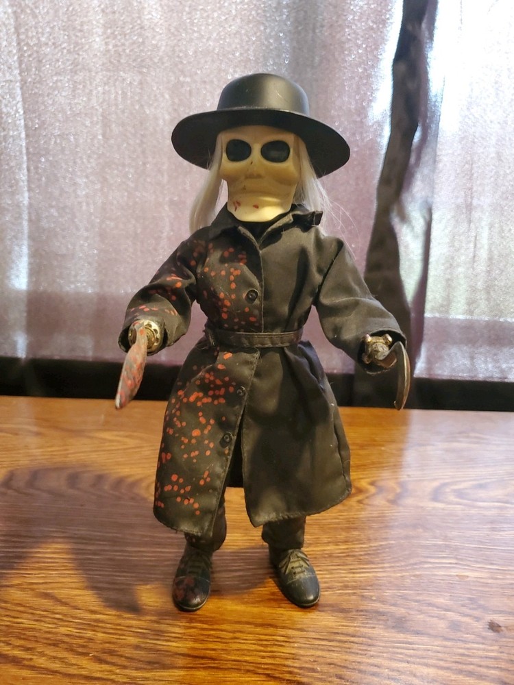 Blade Deluxe 12” bloody variant Figure Full Moon Toys Puppet Master no box