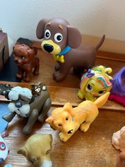 Mixed Lot of Cute Plastic Rubber TV Movie & Not Puppy Dog Figures Animals –